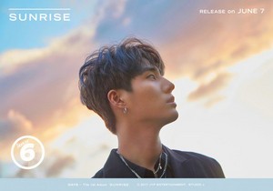  DAY6 reveal new teaser gambar for first full-length album 'Sunrise'