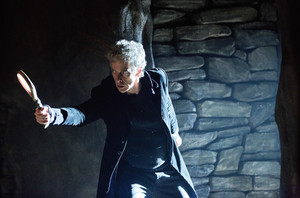  Doctor Who - Episode 10.10 - The Eaters of Light - Promo Pics
