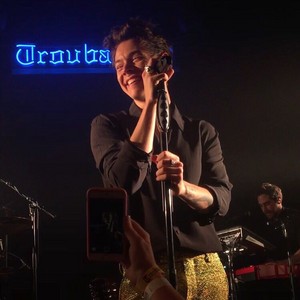  Harry in concert at the Troubadour