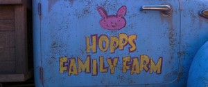 Hopps Family Farm Logo
