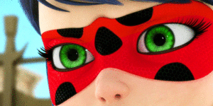  Marinette/Ladybug with green eyes