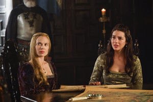  Reign "Blood in the Water" (4x15) promotional picture