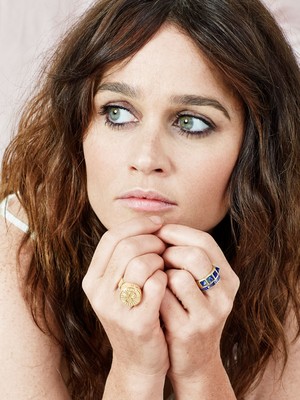  Robin Tunney for FoundRae