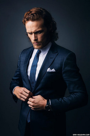  Sam Heughan at The 包, 换行 Photoshoot