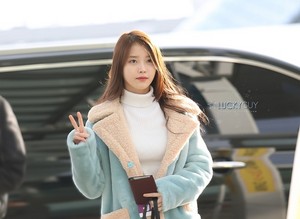  160109 आई यू at Incheon Airport Leaving for Taiwan