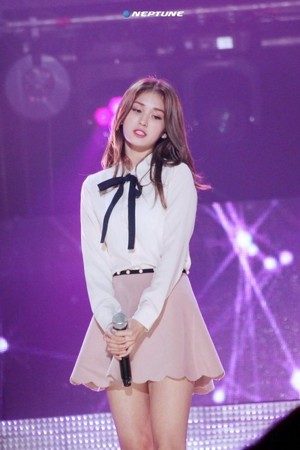  161018 Somi ‘The Show’ Super コンサート