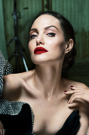  Angelina Jolie ~ Vanity Fair ~ September 2017