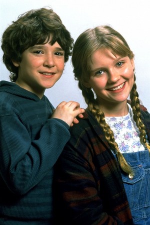  Bradley Pierce and Kirsten Dunst as Peter and Judy Shepherd