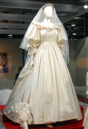  Diana's Wedding Dress