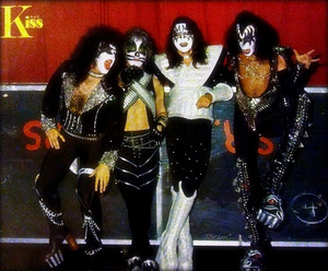  吻乐队（Kiss） ~Kitchener, Ontario, Canada...July 16, 1977