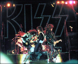  吻乐队（Kiss） ~Toronto, Ontario, Canada...September 6, 1976