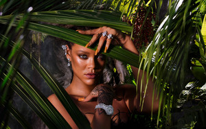 Rihanna Chopard
