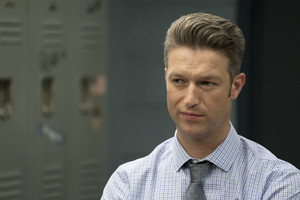  Sonny Carisi in Heightened Emotions (18x04)
