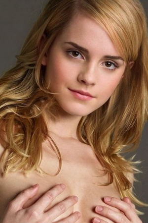  Topless Emma