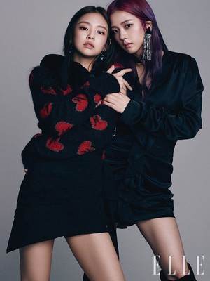  Black 粉, 粉色 look gorgeous in 'Elle Korea' pictorial