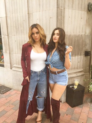  Dinah and Lauren