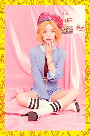  ELRIS 2nd Mini Album 'Color Crush' Concept фото - Bella