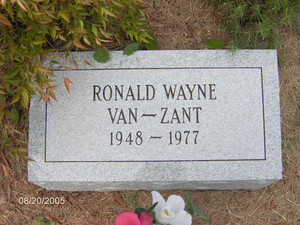  Gravesite Of Ronnie 面包车, 范 Zant