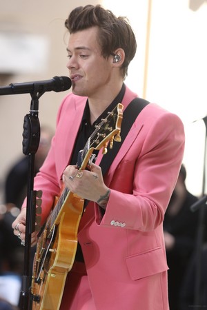  Harry Styles on the Today tampil