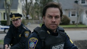  Mark Wahlberg as Tommy Saunders in Patriots 일 (2016)
