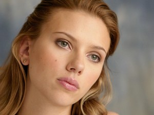 Scarlett Johansson  23 