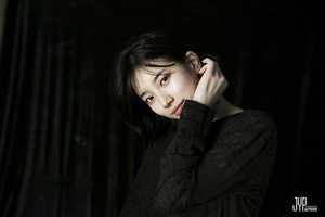  Suzy's Pictorial Photoshoot Behind for DAZED Magazine