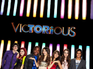  Victorious