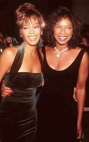  Whitney Houston And Natalie Cole