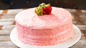 homemade strawberry cake 