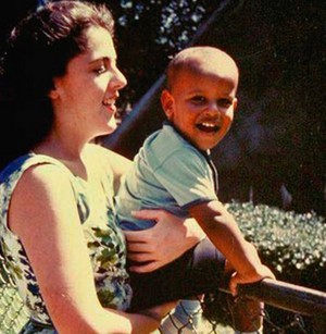  Young Barack And His Mother