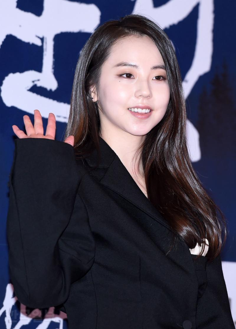 170925 Ahn Sohee @ VIP Premiere of Movie 'The Fortress'