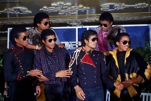  1983 Press Conference In Support Of Victory Tour