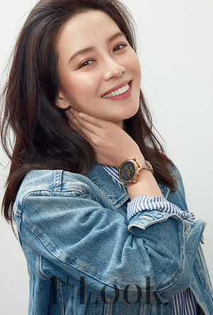 1st LOOK Cover Story..Jihyo x FOSSIL
