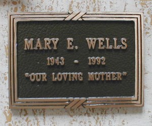 Gravesite Of Mary Wells