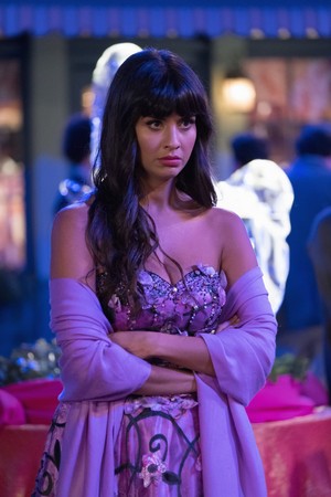  2x05 - Existential Crisis - Tahani