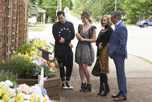  3x11 'Stop Saying Lice!' Episode Still