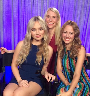  Amy Acker, Natalie Alyn Lind and Stephanie Kralevich