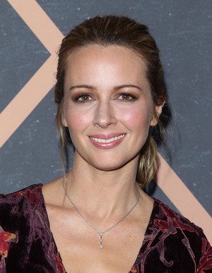  Amy Acker at the soro Fall Party