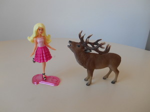  芭比娃娃 e il cervo nobile