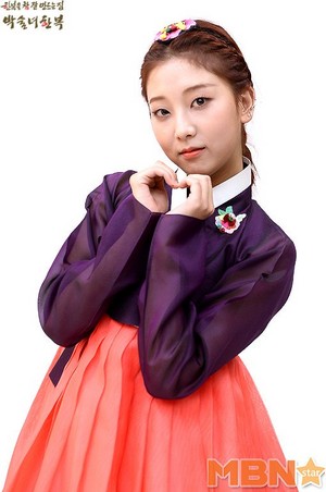  CLC Chuseok Interview with MBN star, sterne - Seungyeon