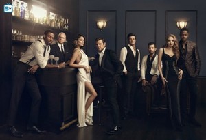  Dynasty Cast Promotional foto