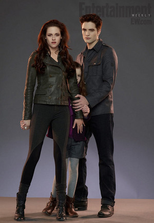 Edward Bella and Renesmee 2