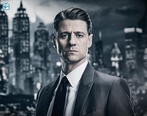  Gotham - Season 4 Portrait - Jim Gordon