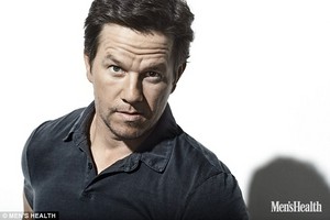  Mark Wahlberg - Men's Health Photoshoot - 2015