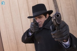  Midnight, Texas "The Virgin Sacrifice" (1x10) promotional picture