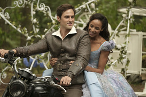  Once Upon a Time "Hyperion Heights" (7x01) promotional picture