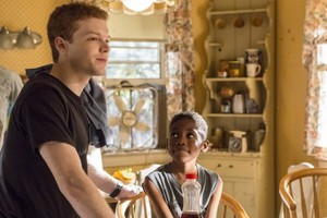  Shameless "We Become What We...Frank" (8x01) promotional picture