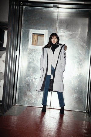  Suzy for GUESS Winter Outer Collection