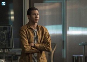 The Flash - Episode 4.03 - Luck Be a Lady - Promo Pics