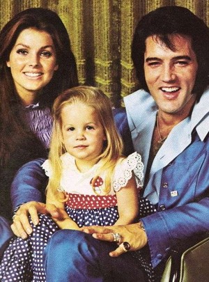 The Presley Family Back In 1971